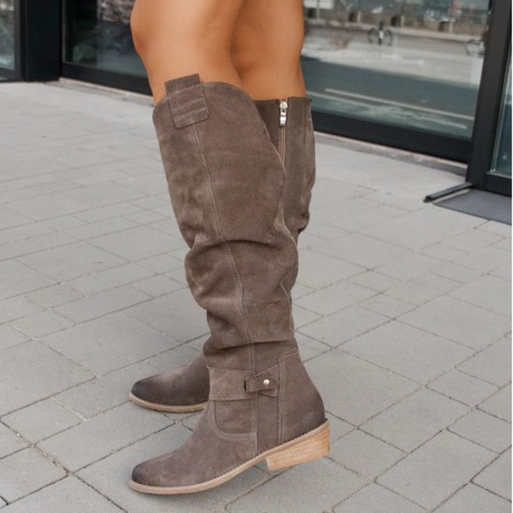 Kelly - Luxurious Suede Boots