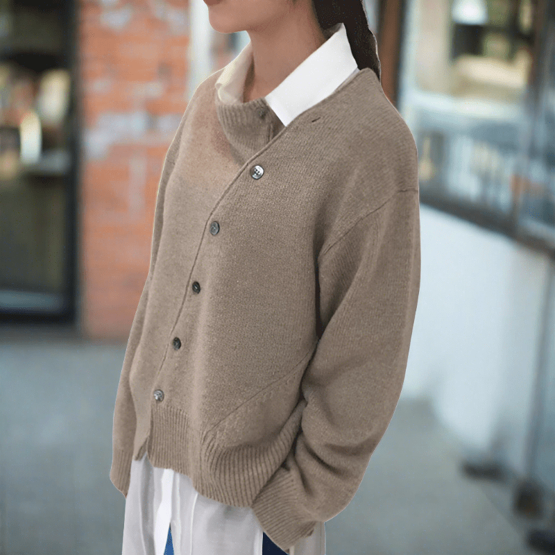 Cathy - Button-Up Cardigan